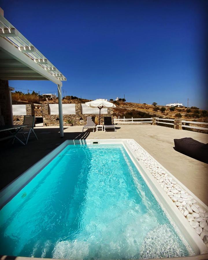 Parian White Luxury Apartments Páros Dış mekan fotoğraf