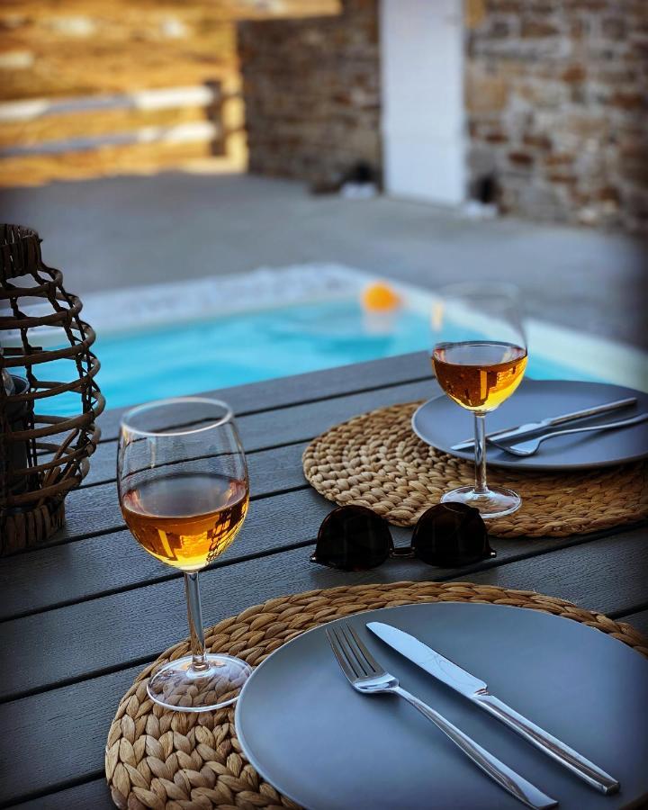 Parian White Luxury Apartments Páros Dış mekan fotoğraf